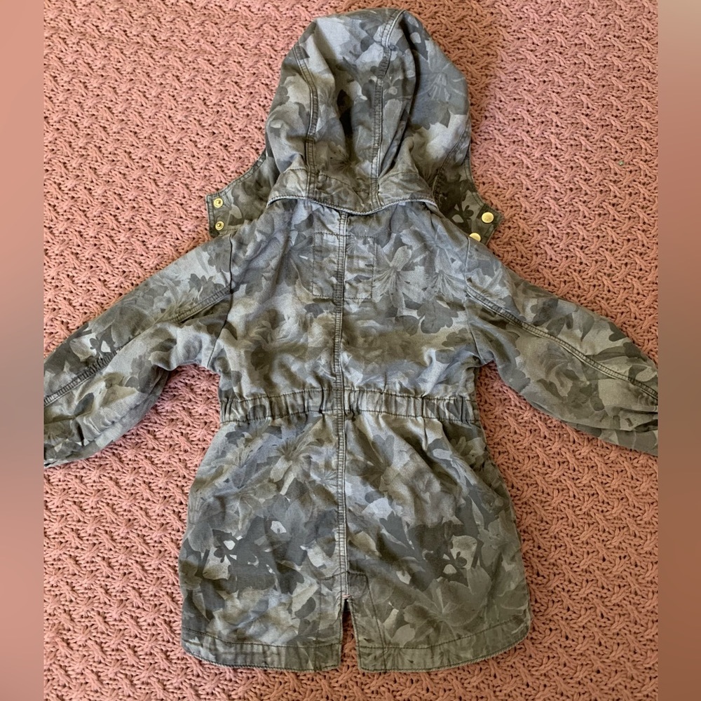 Kids H&M hooded jacket. Size 2-3t - Picture 3 of 5